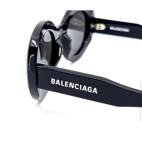 Balenciaga sunglasses - Picture 1 of 12
